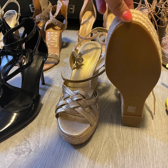 Shoes Size 8/8.5 selling new - Picture 3 of 7